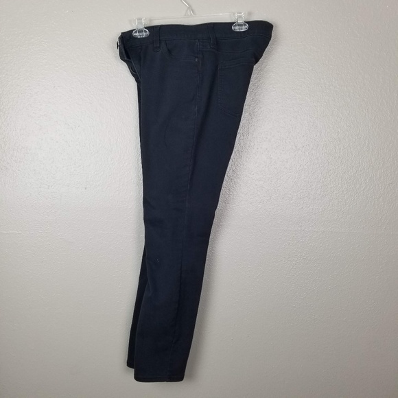 Liz Claiborne Denim - Liz Claiborne Black Mid-Rise Skinny Leg Jeans 8